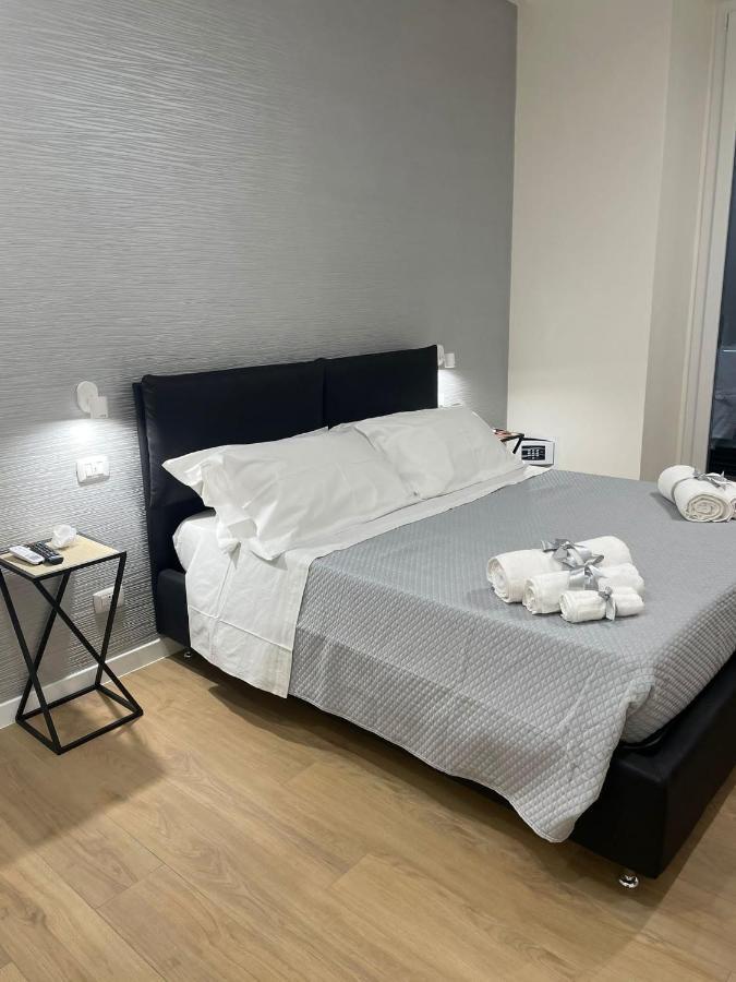 Luna&Sole Oreste Apartments - Self Check-In Bari Exterior foto